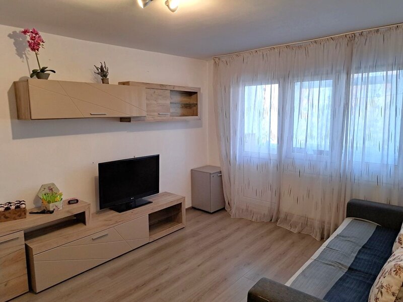 Rahova, Sos. Alexandria, stradal, ac, tv, loc parcare, contract ANAF