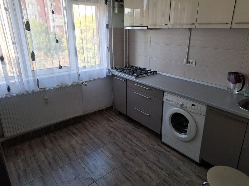 Rahova, Sos. Alexandria, stradal, ac, tv, loc parcare, contract ANAF